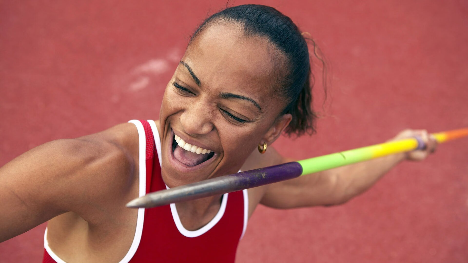 开云-从争议漩涡到冠军领奖台，保罗如何用一夜时间改写F1历史叙事